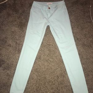 light blue skinny jeans